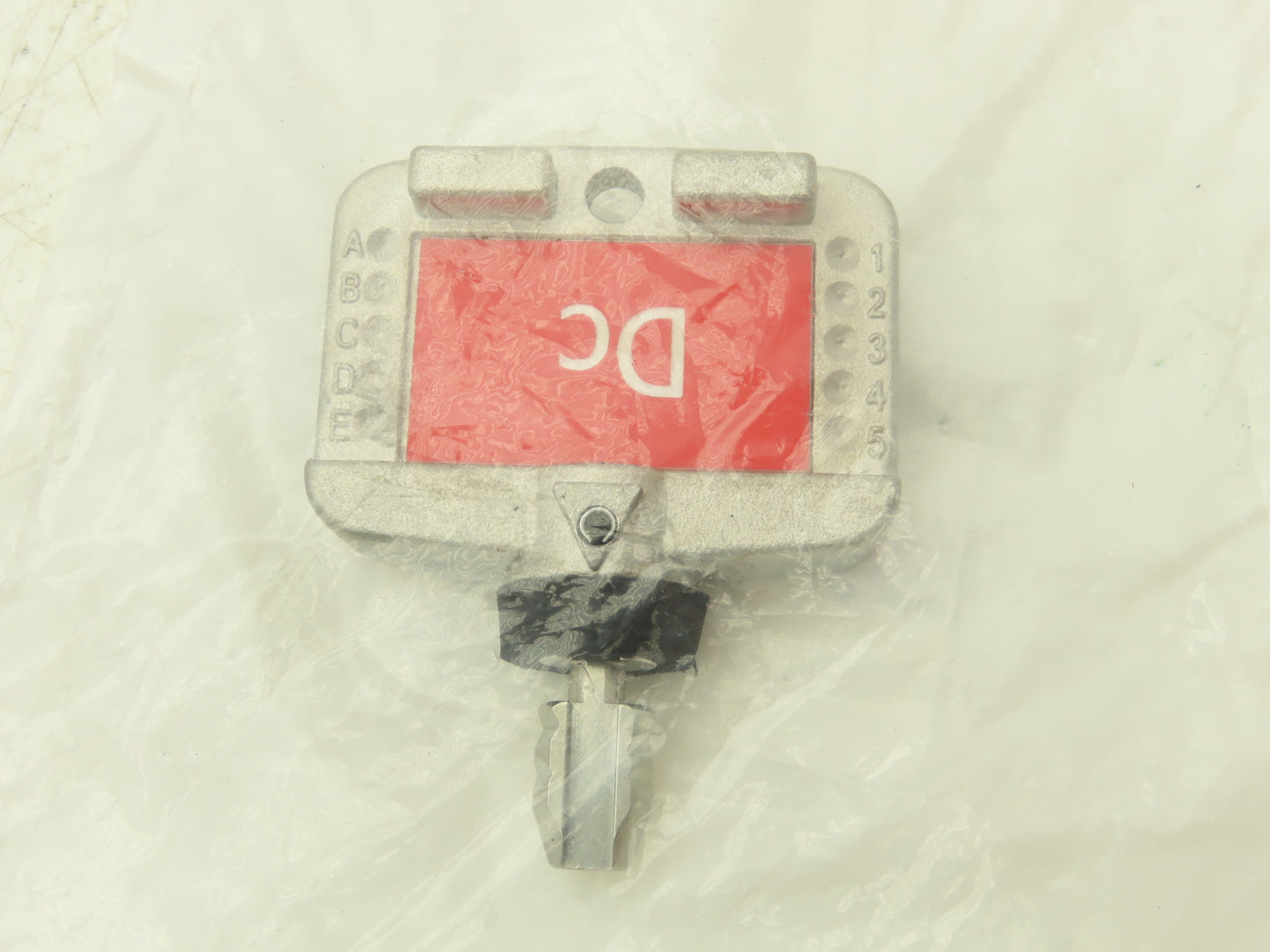 Allen Bradley 440T-MSALE10DC Guardmaster Trapped Key Interlock Switch With Key