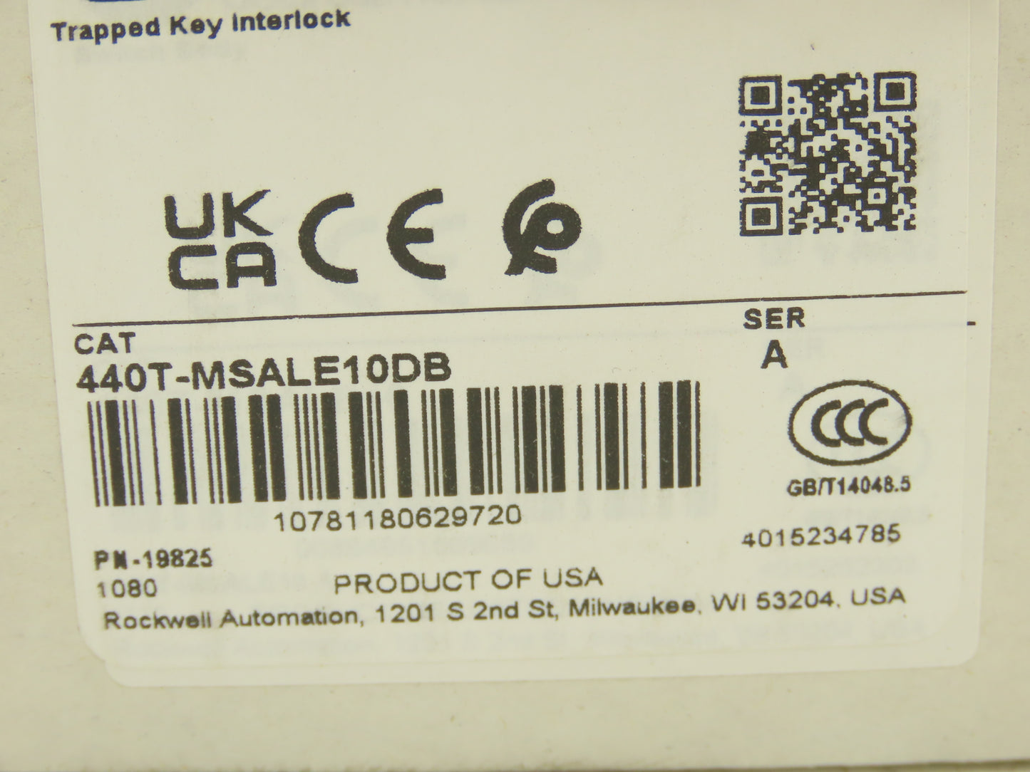 Allen Bradley 440T-MSALE10DB Guardmaster Trapped Key Interlock Switch With Key