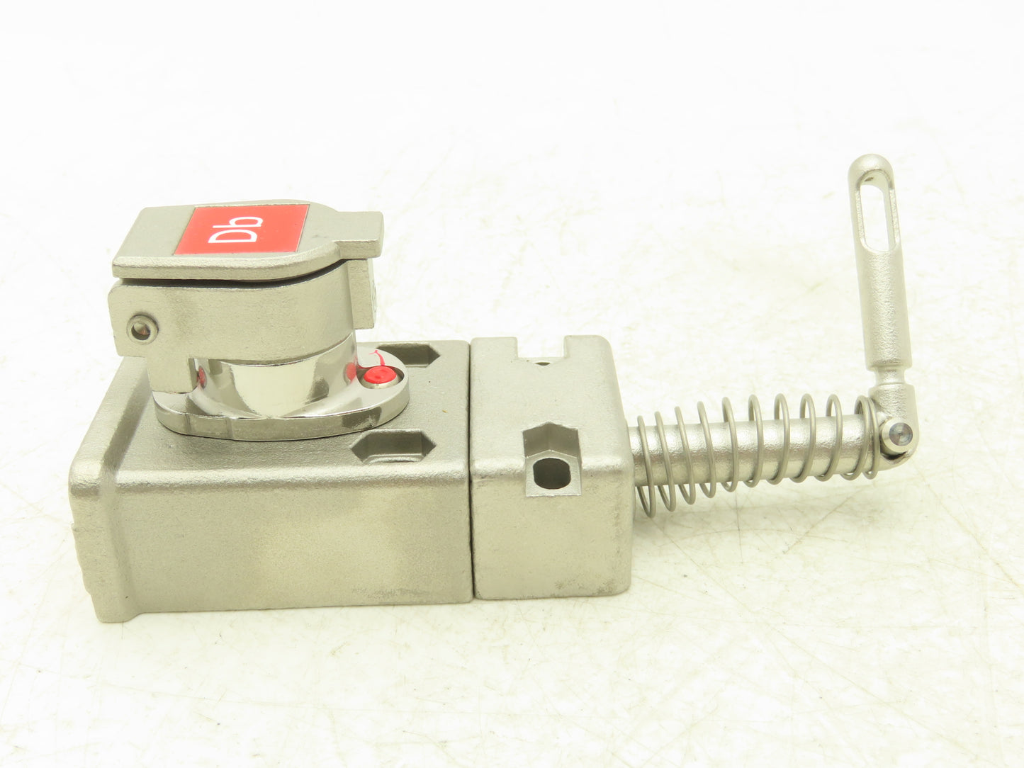 Allen Bradley 440T-MSALE10DB Guardmaster Trapped Key Interlock Switch With Key