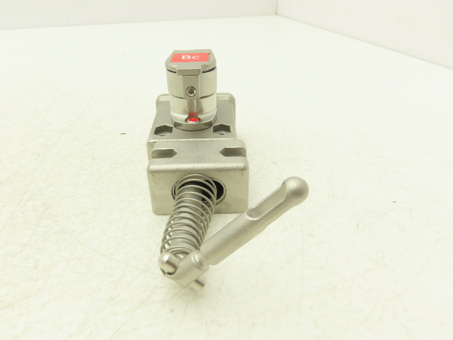 Allen Bradley 440T-MSALE10BC Guardmaster Trapped Key Interlock Switch With Key