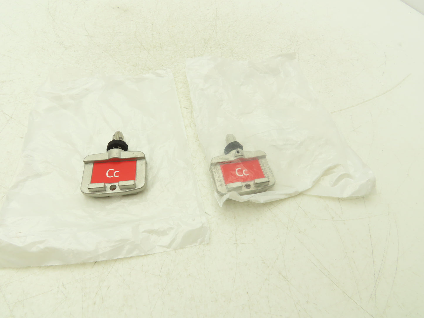 Allen Bradley 440T-AKEYE10CC Guardmaster Trapped Key Interlock Key Cc  Lot of 2