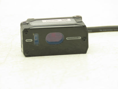 Keyence IL-030 CMOS Multi-Function Analog Laser Sensor 20 to 45 mm Range