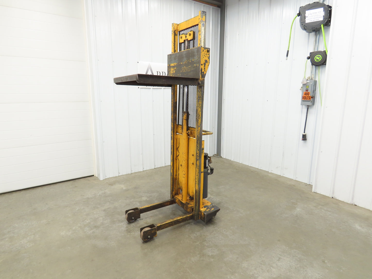 Langley BHLD Walk Behind Pallet Lift Truck 200lb 12V Straddle Platform 70" Lift