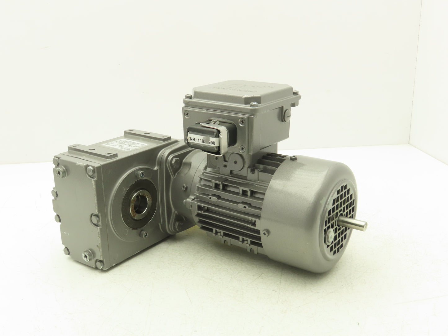 Nord SK 0182.1AXZGH-71LP/2 CUS Gear Motor 4.85 Ratio 581rpm .55kw 230/400V