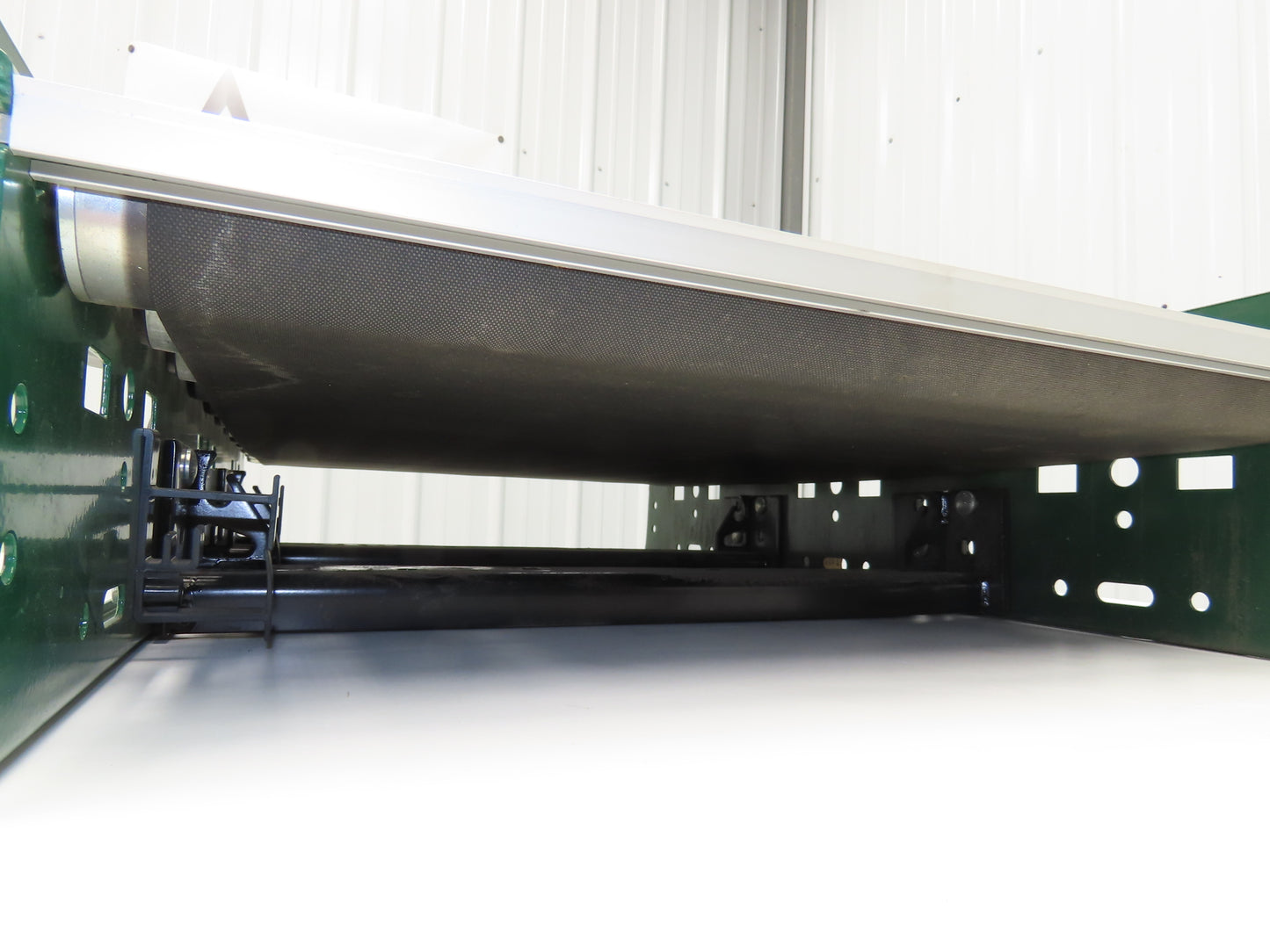 Dematic 25"W x 36"L Belt Over Roller Powered Conveyor 22"BF 48V Motorized Roller