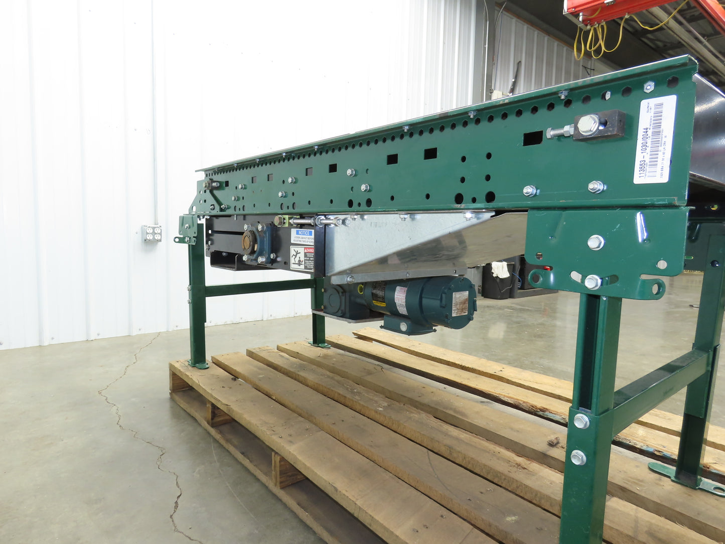 Dematic 25"W x 60"L Slider Bed Conveyor 18" Belt 1.5Hp 3PH Belt Drive 220 FPM