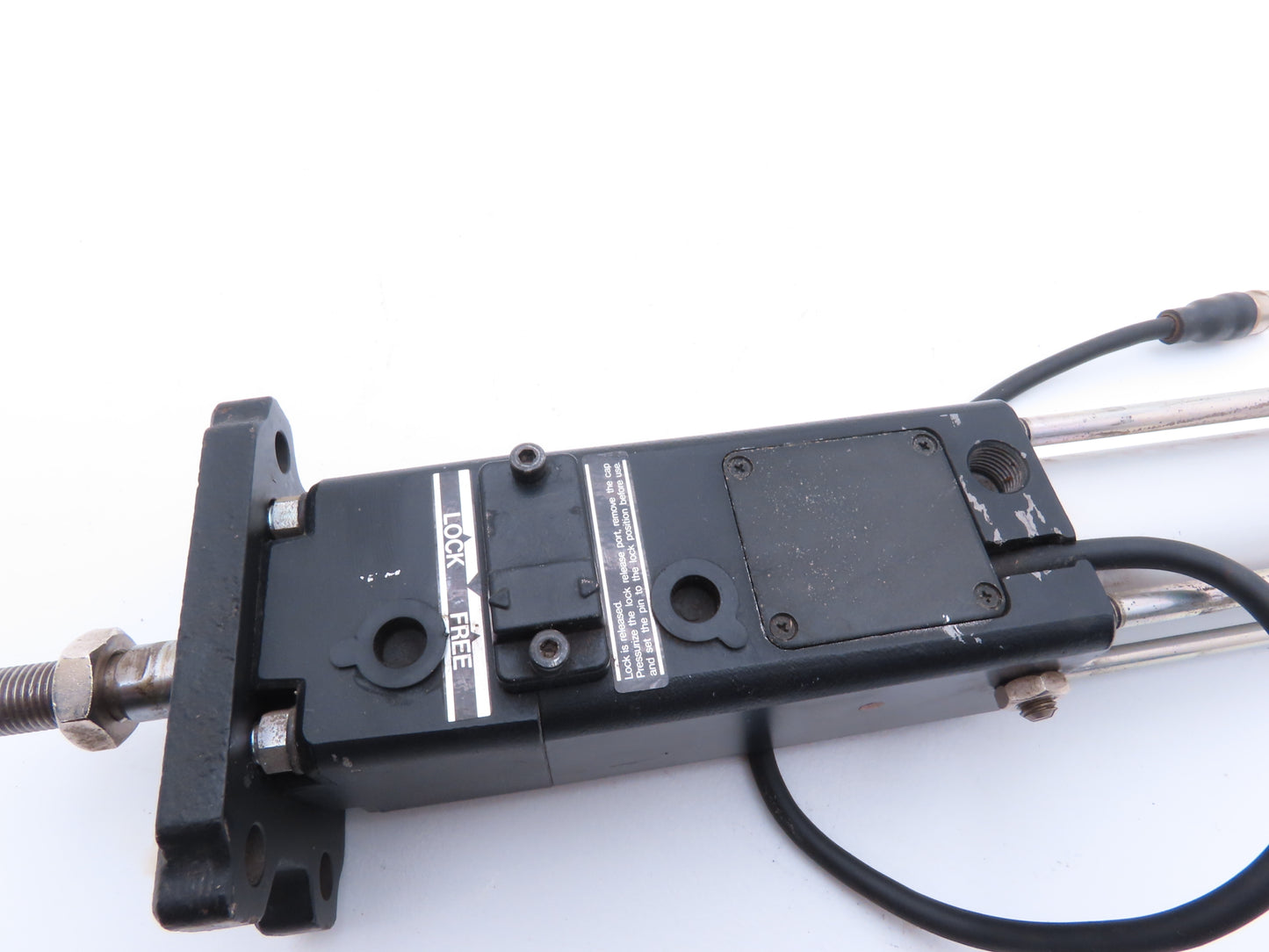 SMC CE2F40-210 Pneumatic Cylinder Scale 40mm Bore 210mm Stroke With Lock 145 PSI