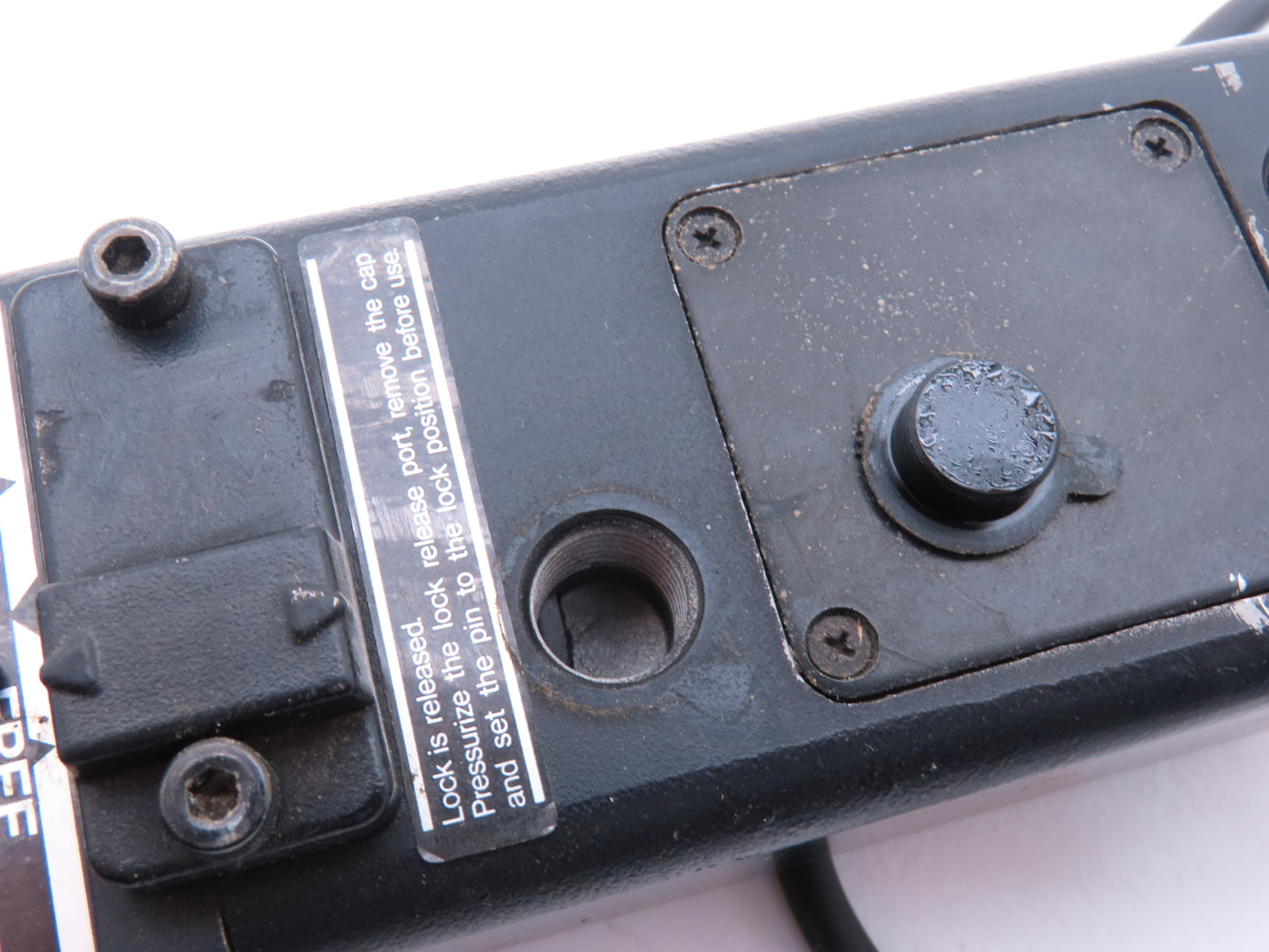 SMC CE2F40-210 Pneumatic Cylinder Scale 40mm Bore 210mm Stroke With Lock 145 PSI