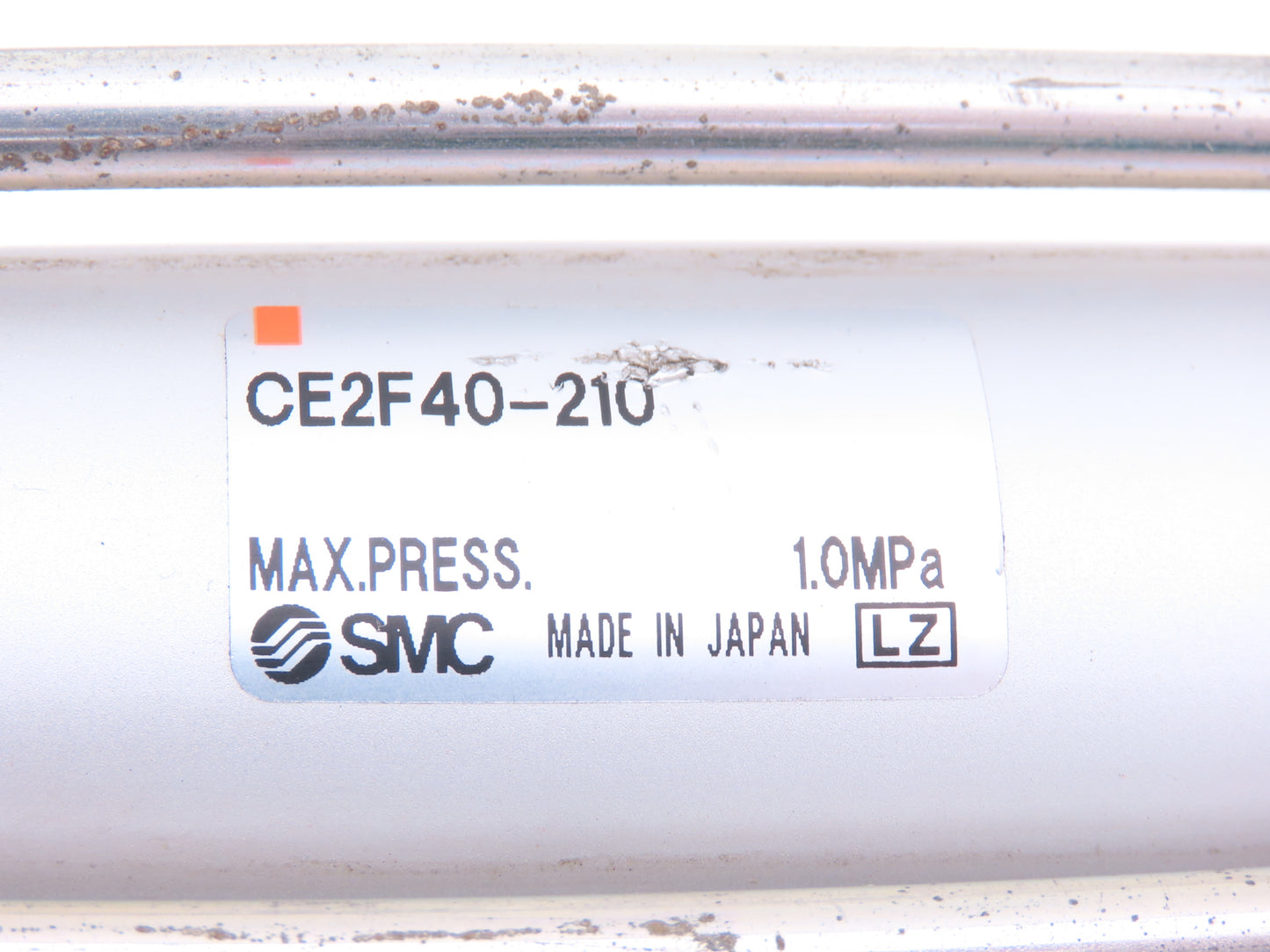 SMC CE2F40-210 Pneumatic Cylinder Scale 40mm Bore 210mm Stroke With Lock 145 PSI