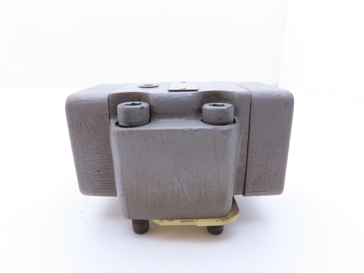 Toyooki Kogyo Co HK3-WG2E-03A Hydraulic Directional Control Check Valve 4E0