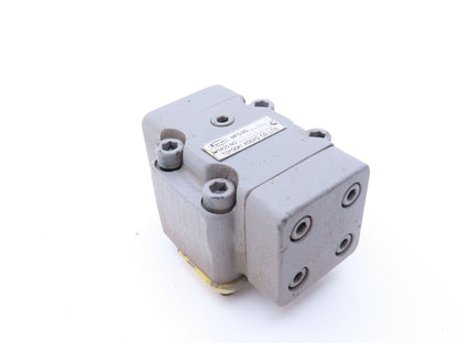 Toyooki Kogyo Co HK3-WG2E-03A Hydraulic Directional Control Check Valve 4E0