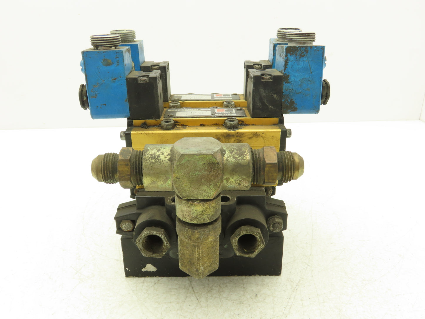 Ross W6076B3437 5/2 Pneumatic Solenoid Valve 2-Station Manifold 24VDC 3/8"npt