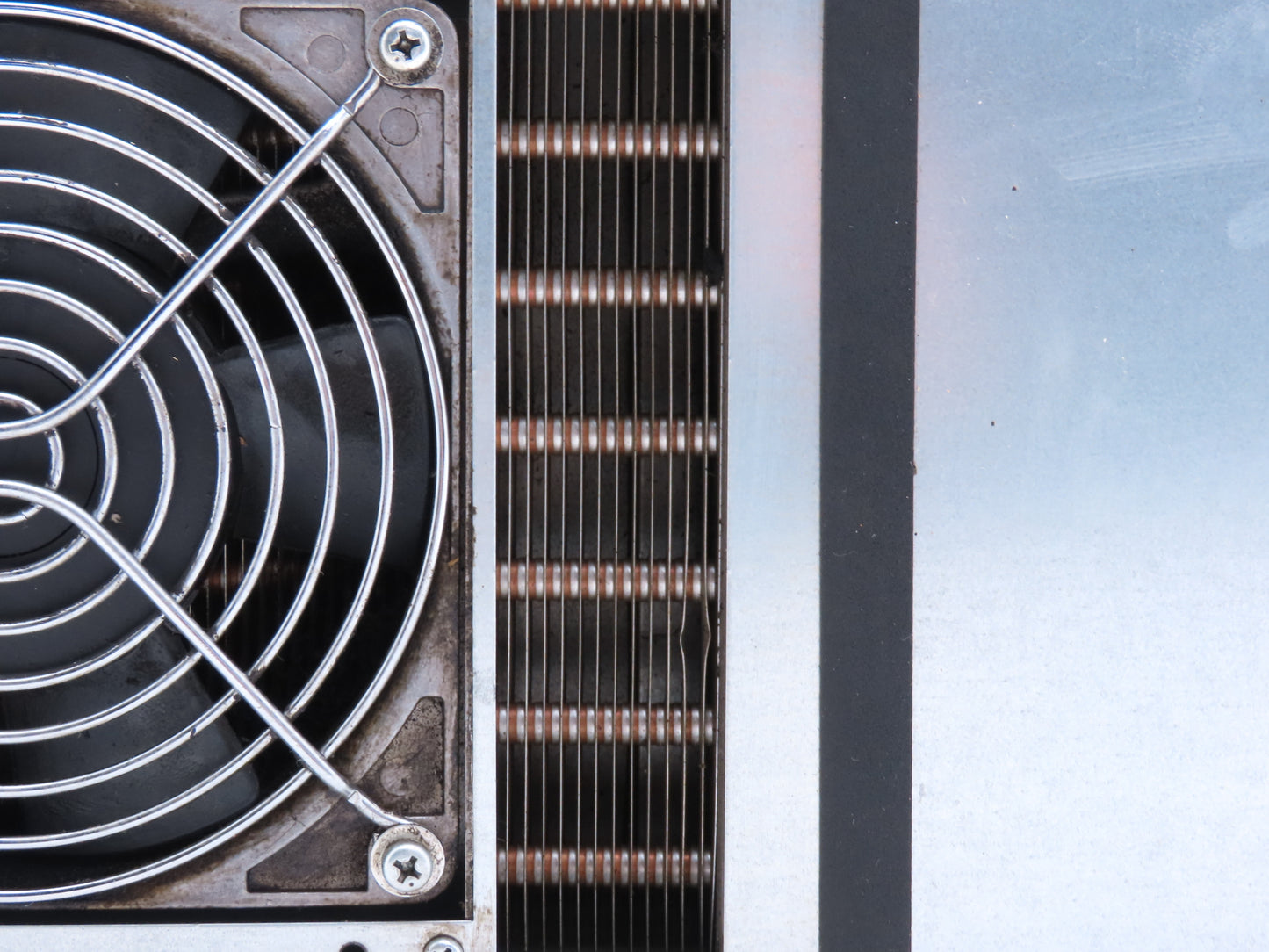 Apiste ENH-110L(R)-200 Enclosure Heat Exchanger 200VAC Cool Changer