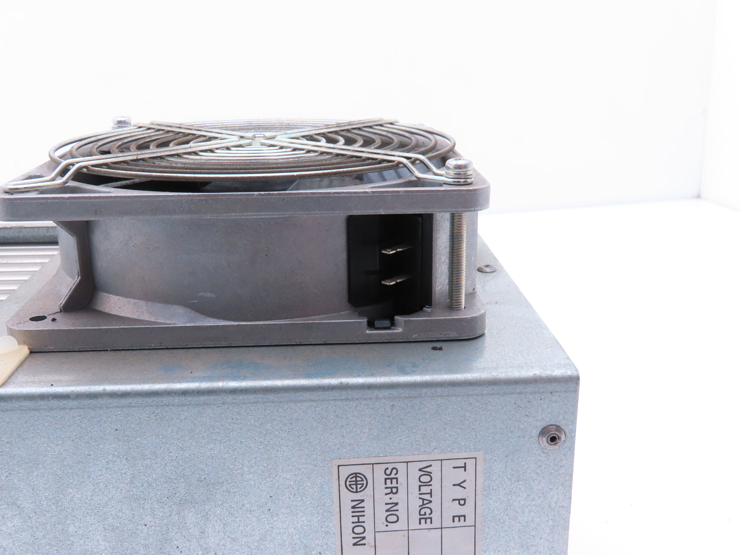 Nihon Kagaku Sangyo DD5-1072AF1 Enclosure Heat Exchanger 100VAC Vent Fan