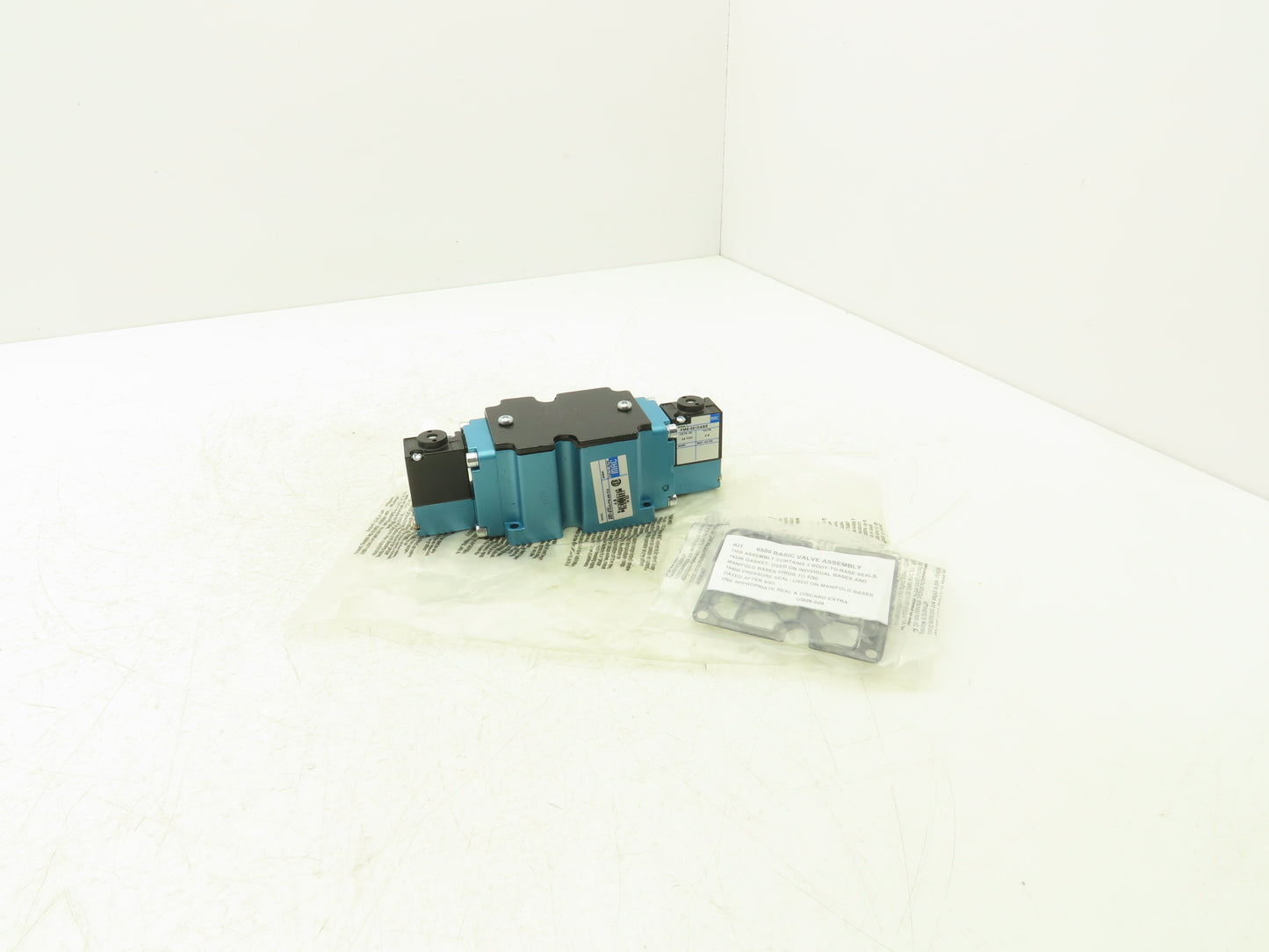 MAC 6531B-000-PM-591DA Pneumatic Solenoid Valve 24VDC PME-591DABE