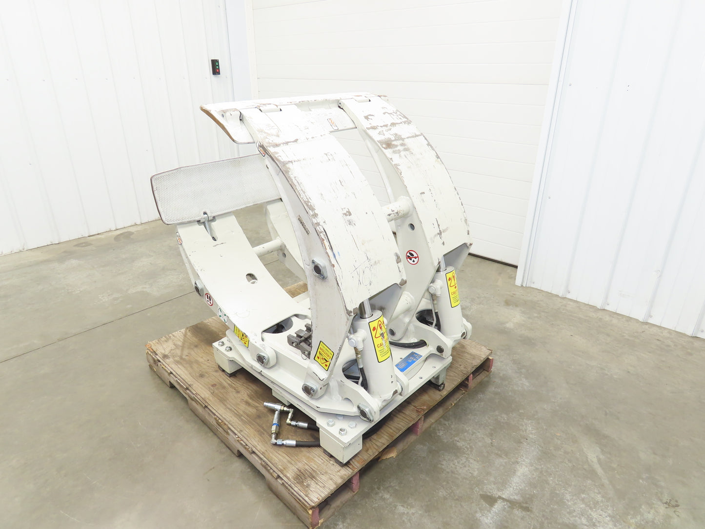 Cascade 45F Paper Roll Clamp 4500LB Fork Lift Truck Clamping Attachment Class 3