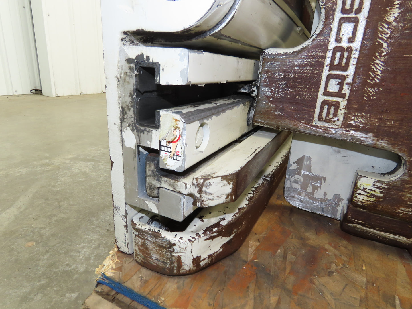 Cascade 35D Cardboard Carton Bale Clamp Forklift Attachment 3200lbs 22-77" ID