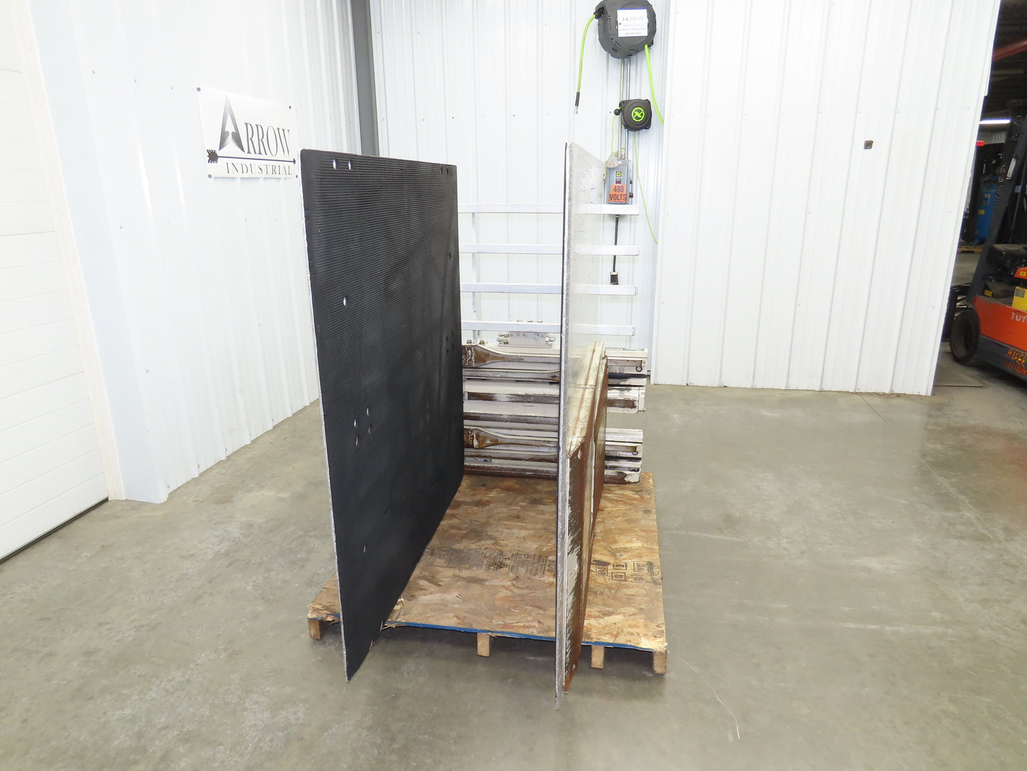 Cascade 35D Cardboard Carton Bale Clamp Forklift Attachment 3200lbs 22-77" ID