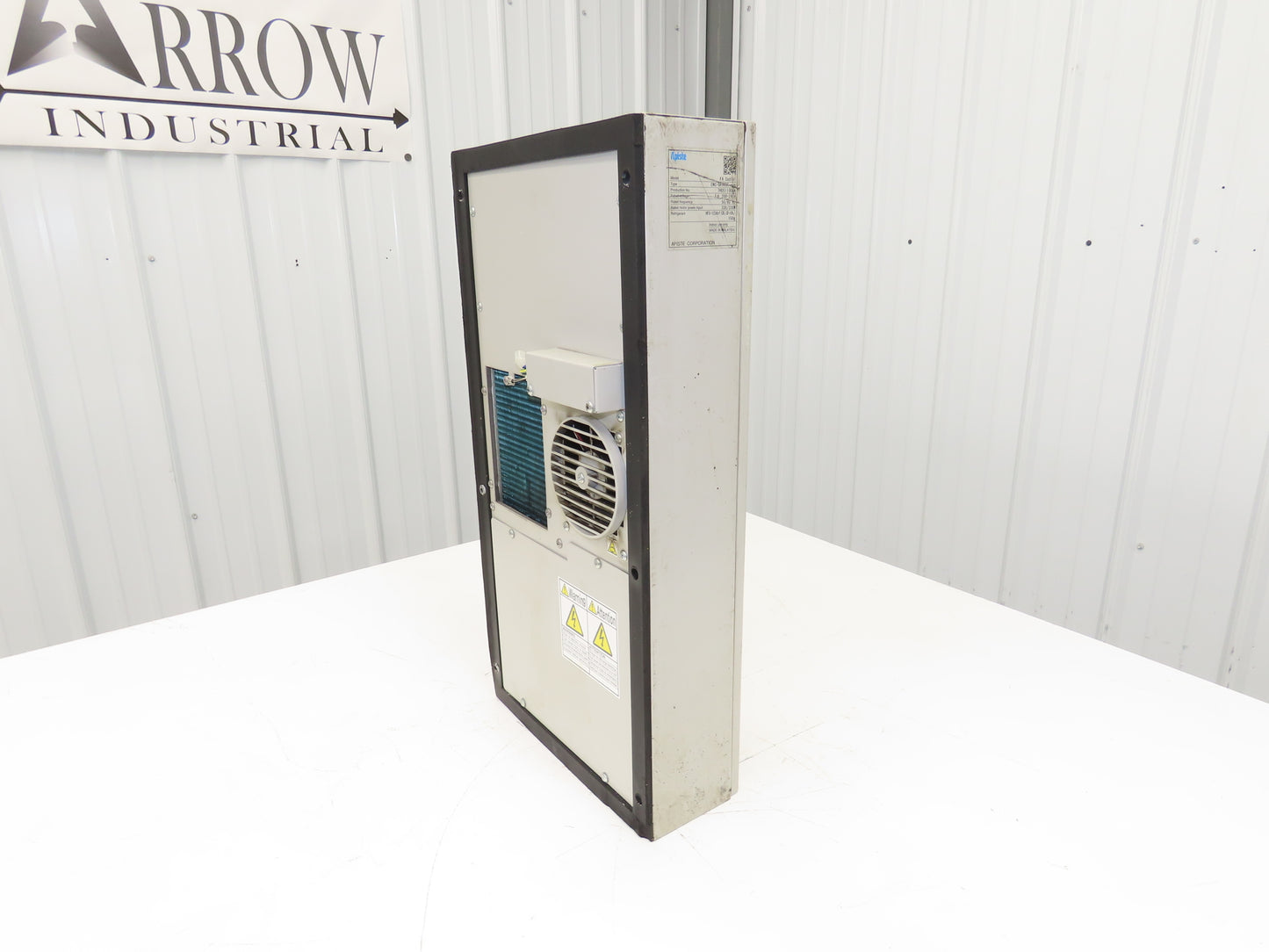 Apiste ENC-GR500S-ECO FA Cooler Enclosure Heat Exchanger 240VAC 1Ph