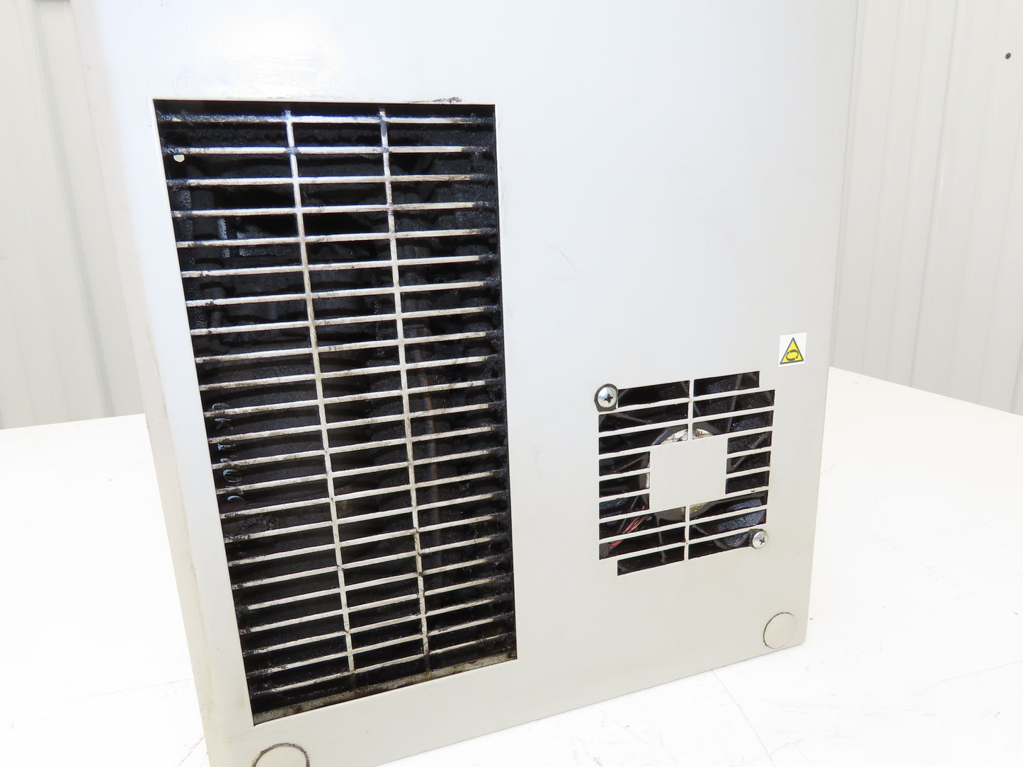 Apiste ENC-GR500S-ECO FA Cooler Enclosure Heat Exchanger 240VAC 1Ph