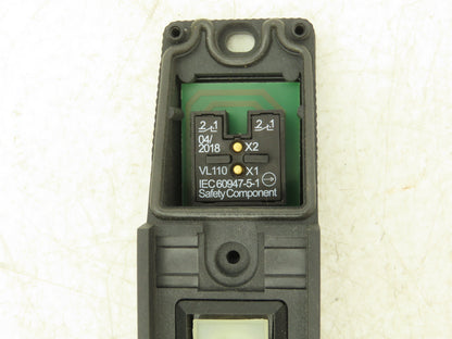 Schmersal BDF200-NH-11-LT-LT-LT-2875 Pushbutton Control Panel -Missing Buttons
