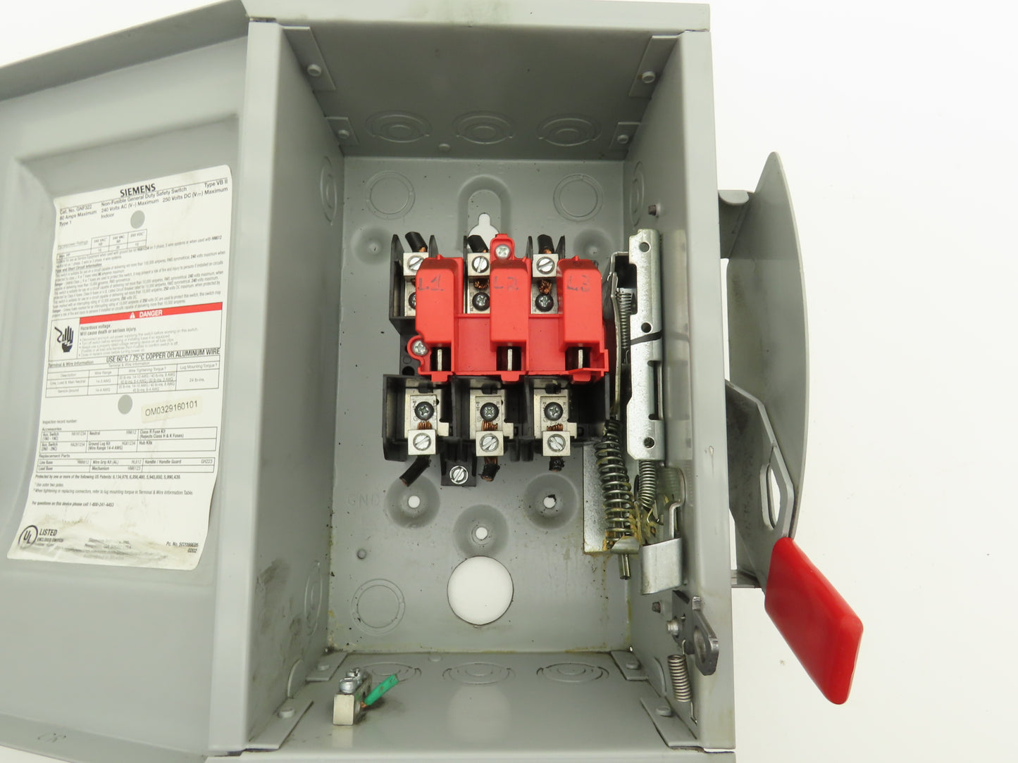 Siemens GNF322 Safety Switch Disconnect Non Fusible 60A 240VAC 250VDC HP Rated