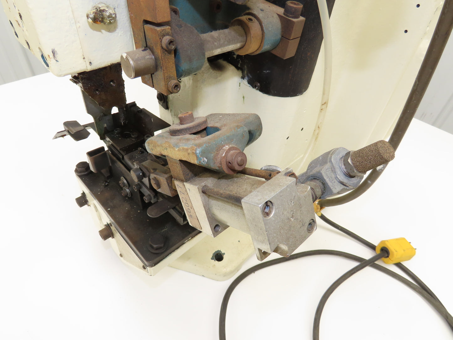 Amp-O-Lectric Model K Semi Automatic Wire Crimper Terminating Crimping Press