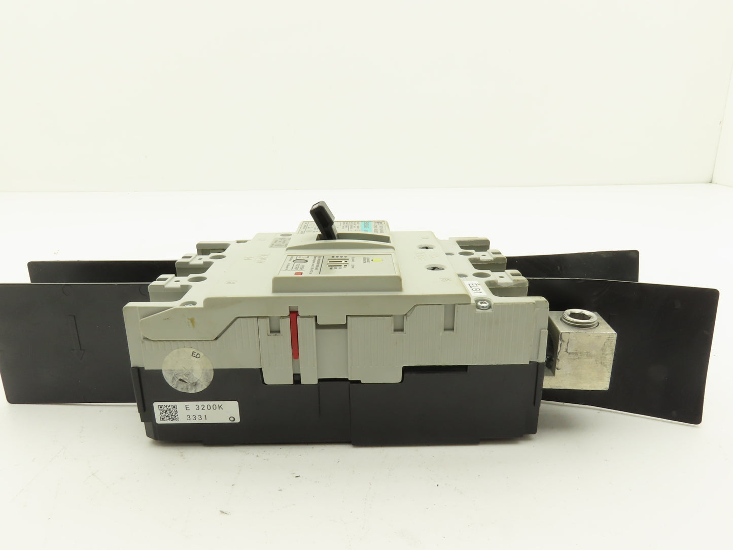 Fuji EW250JAG-3P200 Earth Leakage Circuit Breaker 3-Pole 200A 100-440VAC