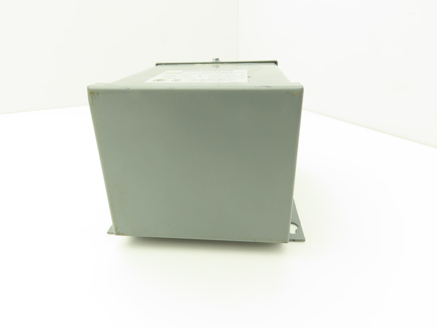 Square D 500SV46B Step Down Power Transformer 0.500KVA 1pH HV 120/240V LV 16/32V