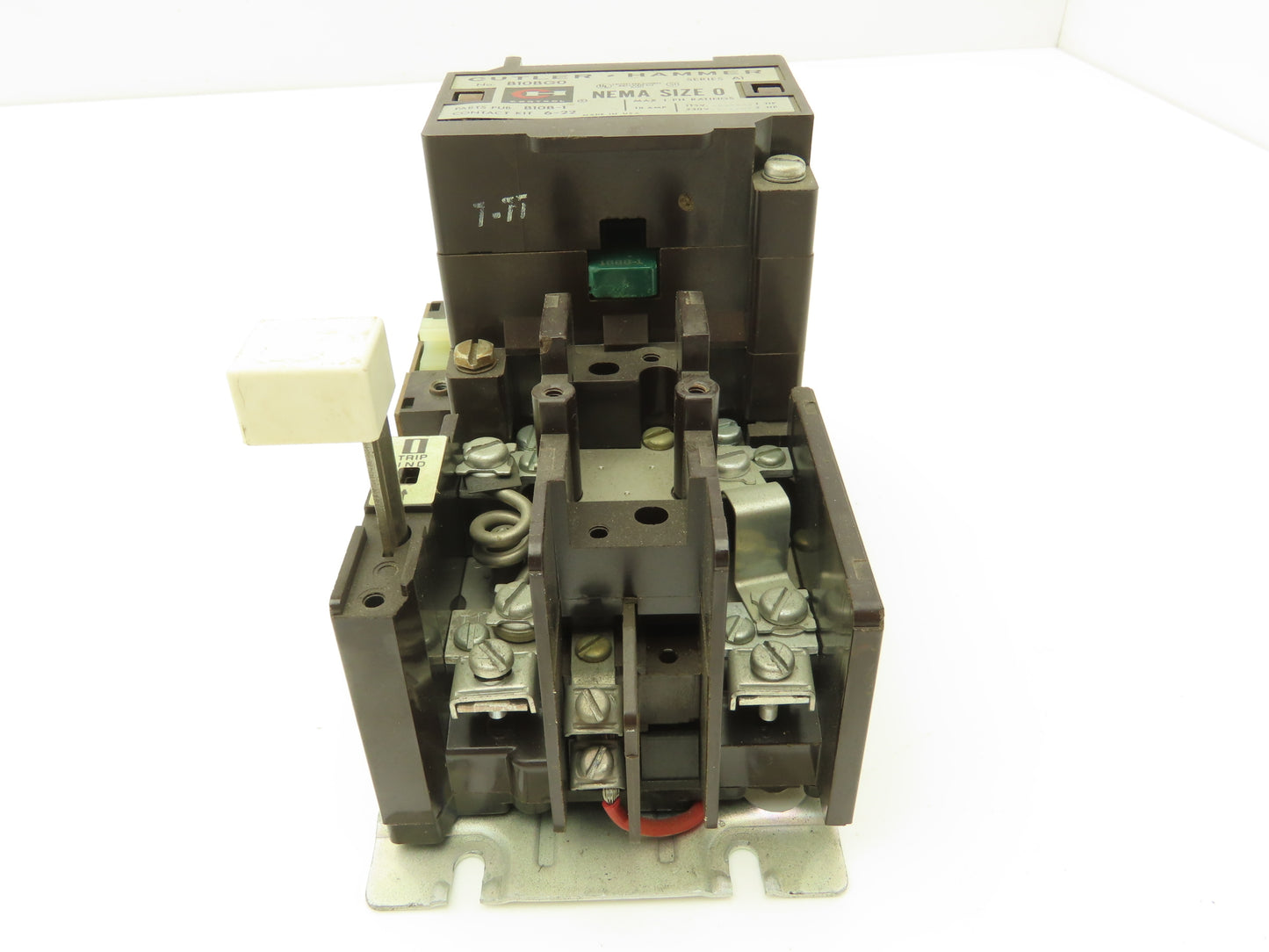 Cutler Hammer B10BG0 2 Pole Nema Size 0 Motor Starter 18A 1PH 115/230V 2Hp