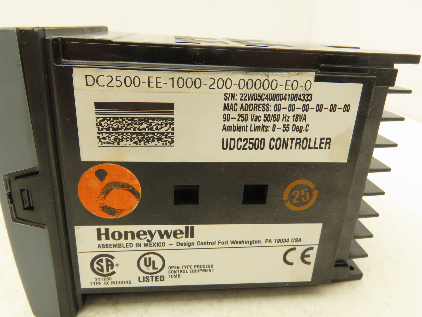 Honeywell DC2500-EE-1000-200-00000-E0-0 Universal Digital Controller 90-250VAC