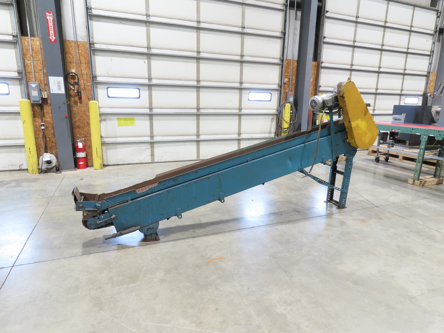 11' 5" Incline Parts Conveyor Steel Wire Mesh 8"Belt 460V 3PH 65FPM Chain Drive