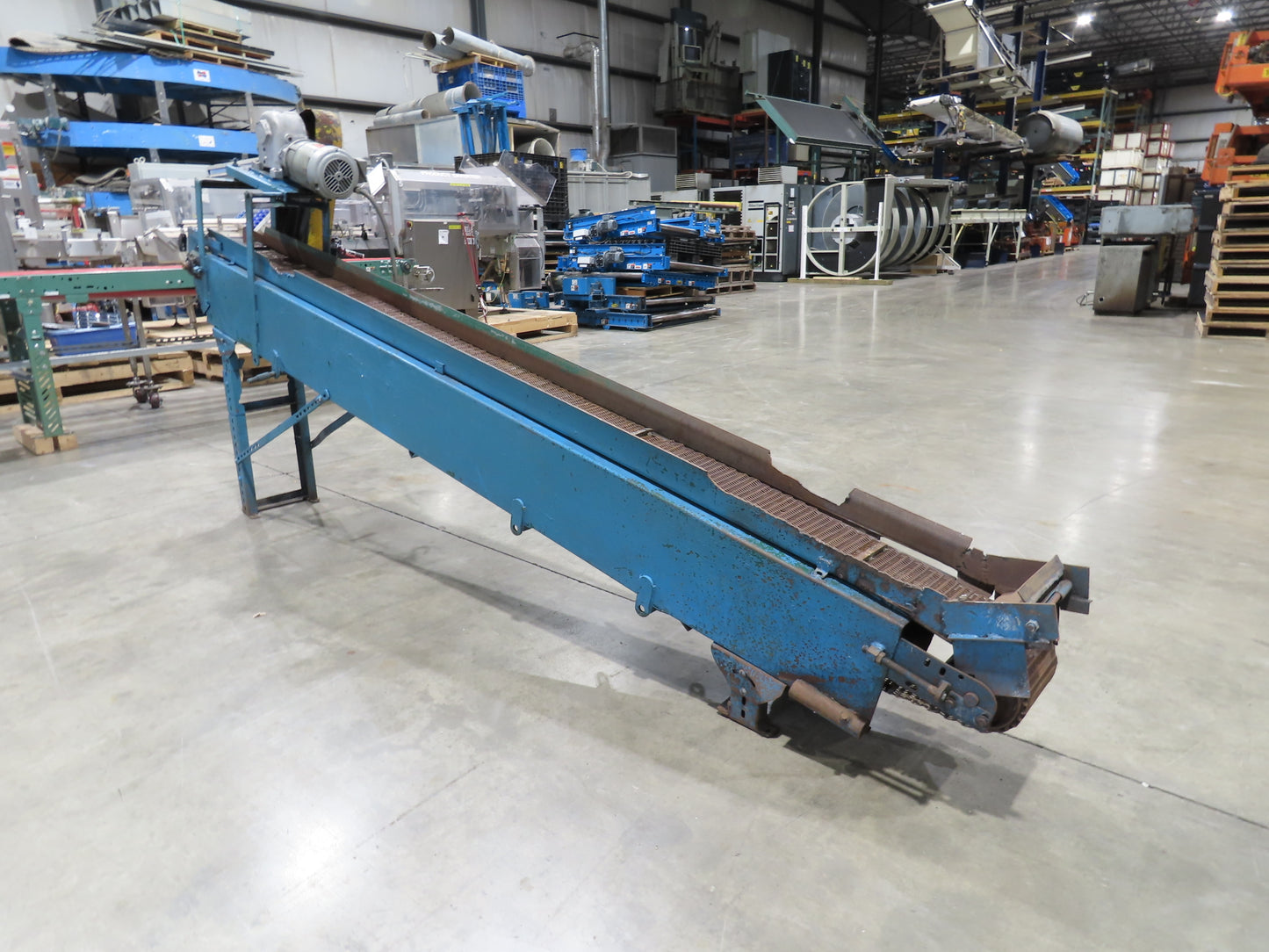 11' 5" Incline Parts Conveyor Steel Wire Mesh 8"Belt 460V 3PH 65FPM Chain Drive