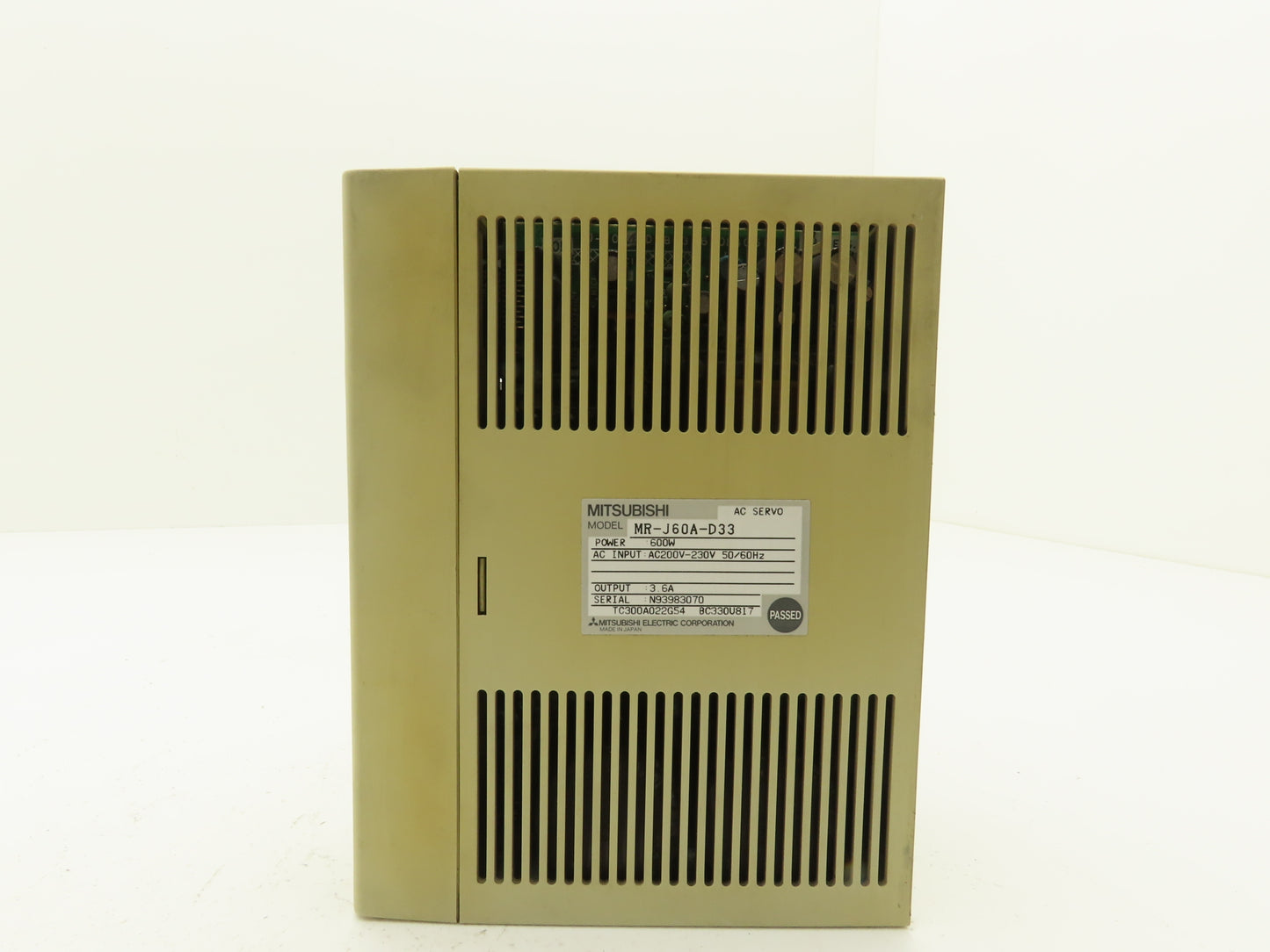 Mitsubishi MR-J60A-D33 AC Servo Drive Module 600W 3.6A 200-230V 3Ph