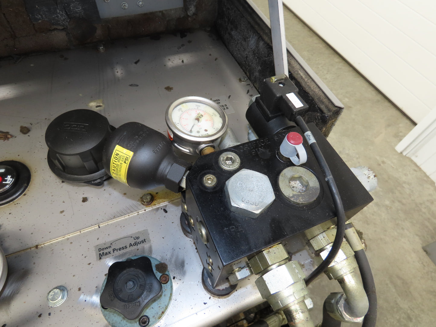 MTS 505.11 SilentFlo Hydraulic Power Unit 11GPM 3000PSI 25Hp 460V 3Ph