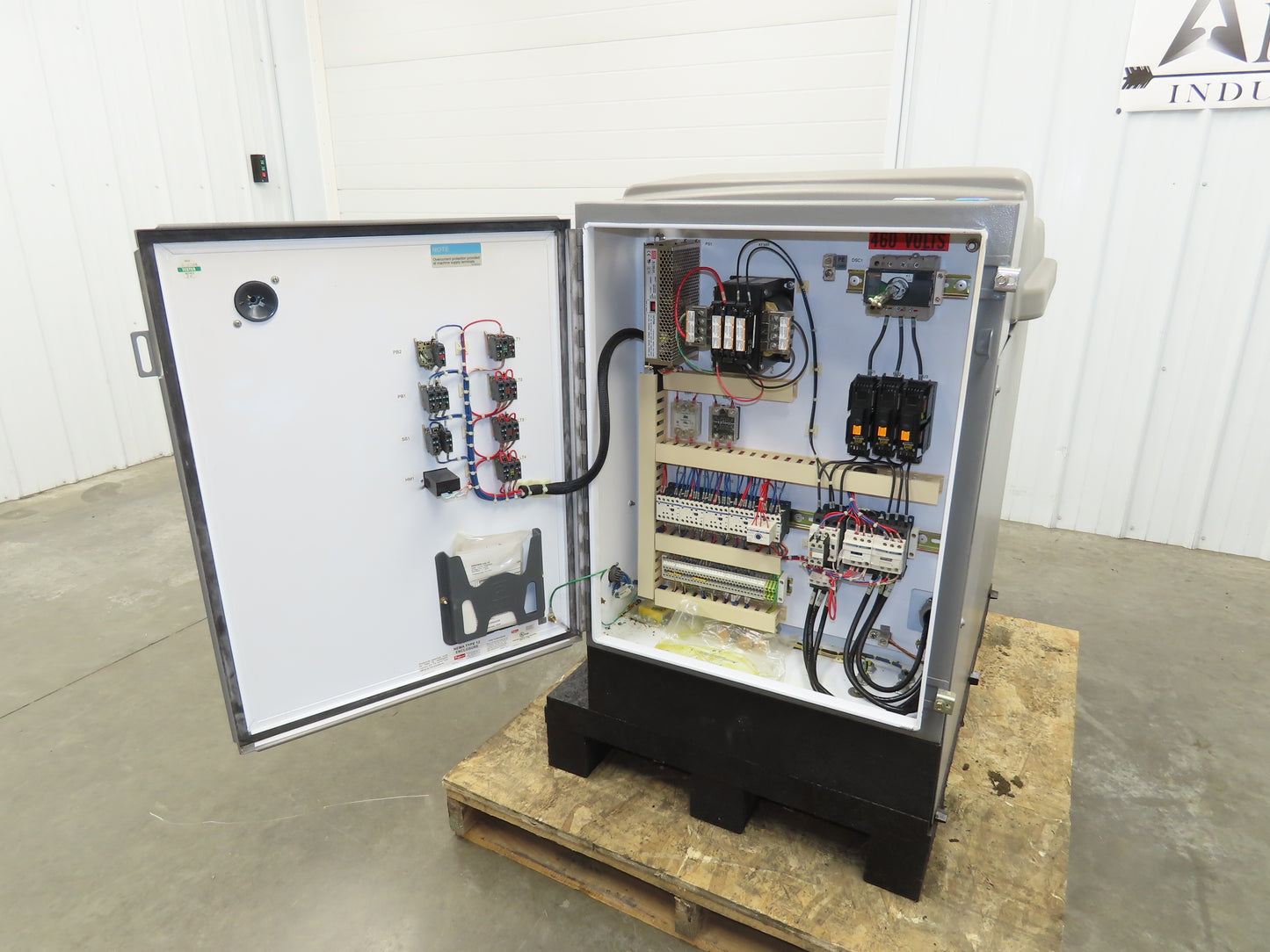 MTS 505.11 SilentFlo Hydraulic Power Unit 11GPM 3000PSI 25Hp 460V 3Ph