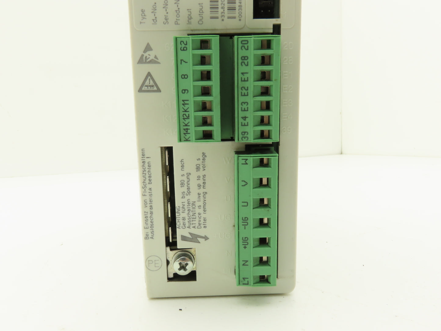 Lenze EVF8201-E VFD Motor Drive Inverter 230V 1Ph In 0.37kW 2.6A 3PH 230V Out