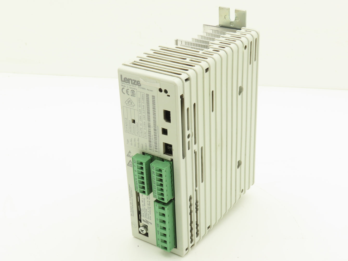 Lenze EVF8201-E VFD Motor Drive Inverter 230V 1Ph In 0.37kW 2.6A 3PH 230V Out