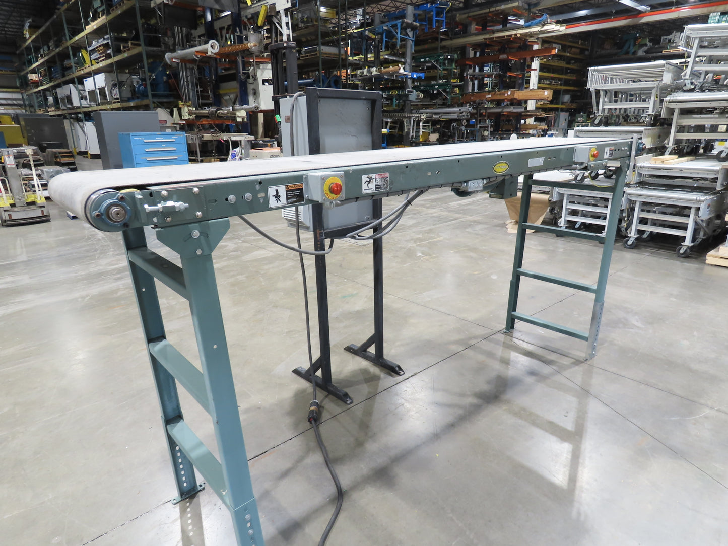 Hytrol 28"x 10' 11" Slider Bed Conveyor 24"Belt 460V 3PH Variable Speed 62"H