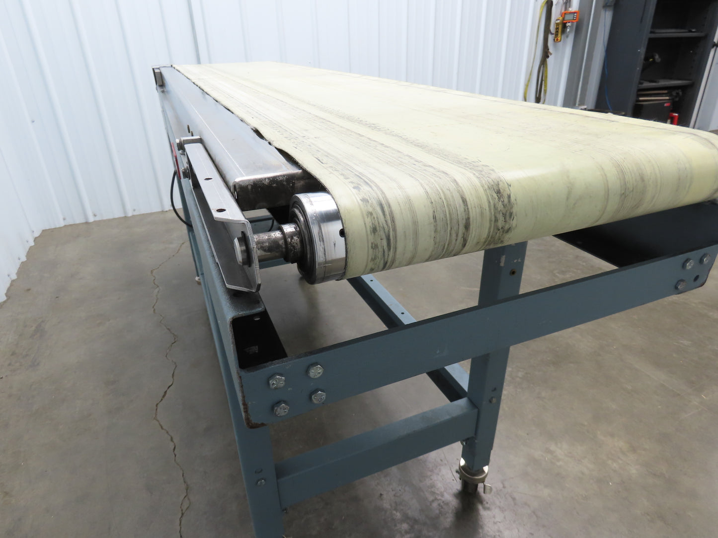 Shanklin 78"L Portable Slider Bed Conveyor 16"Belt 115V Variable Speed Drive