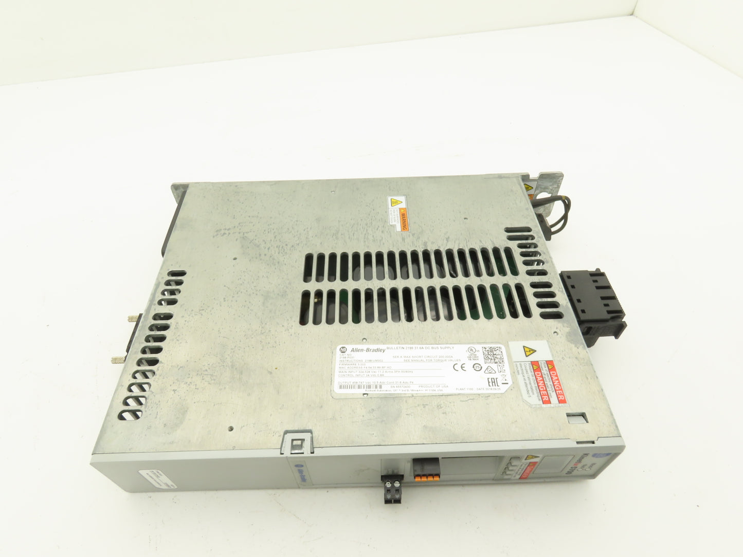 Allen Bradley 2198-P031 Kinetix 5700 DC Bus Power Supply 480VAC In 24VDC In