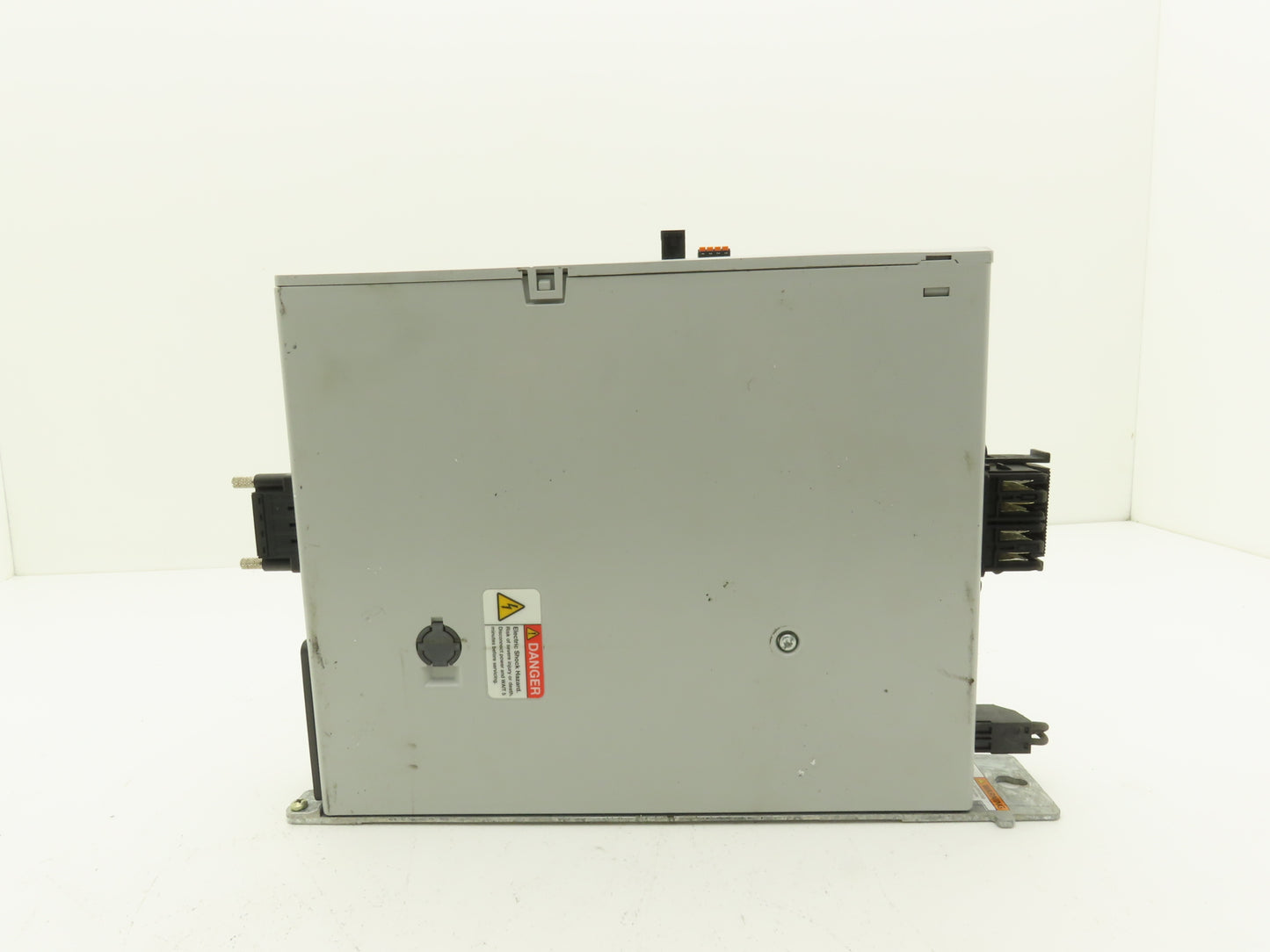 Allen Bradley 2198-P031 Kinetix 5700 DC Bus Power Supply 480VAC In 24VDC In