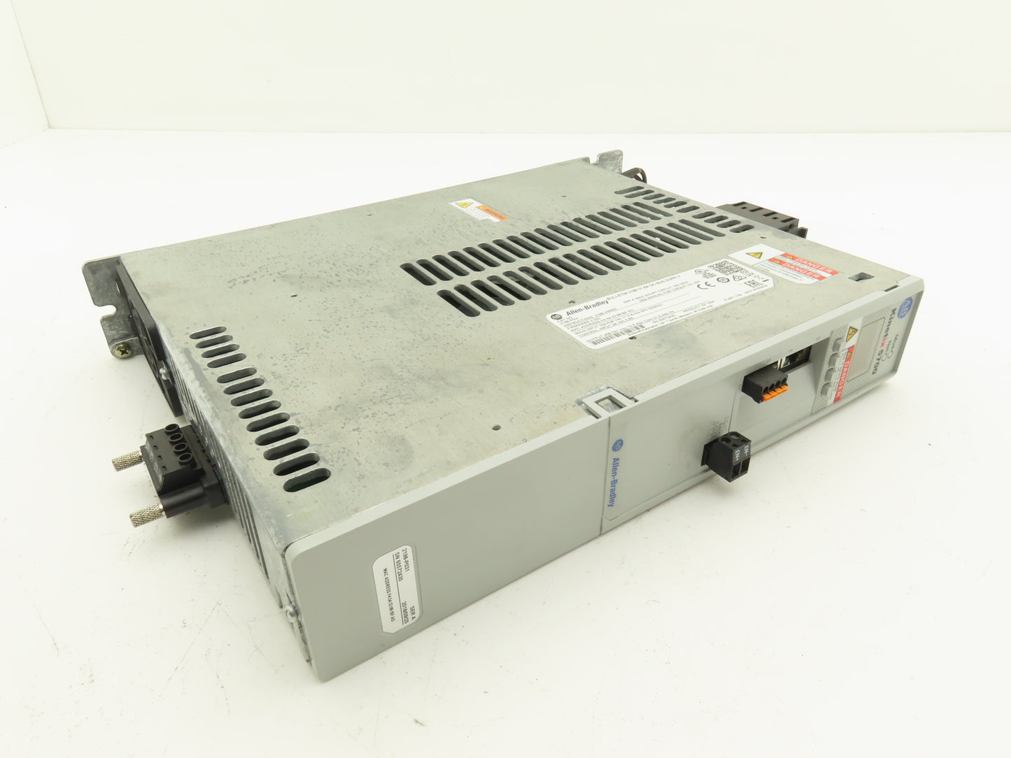 Allen Bradley 2198-P031 Kinetix 5700 DC Bus Power Supply 480VAC In 24VDC In