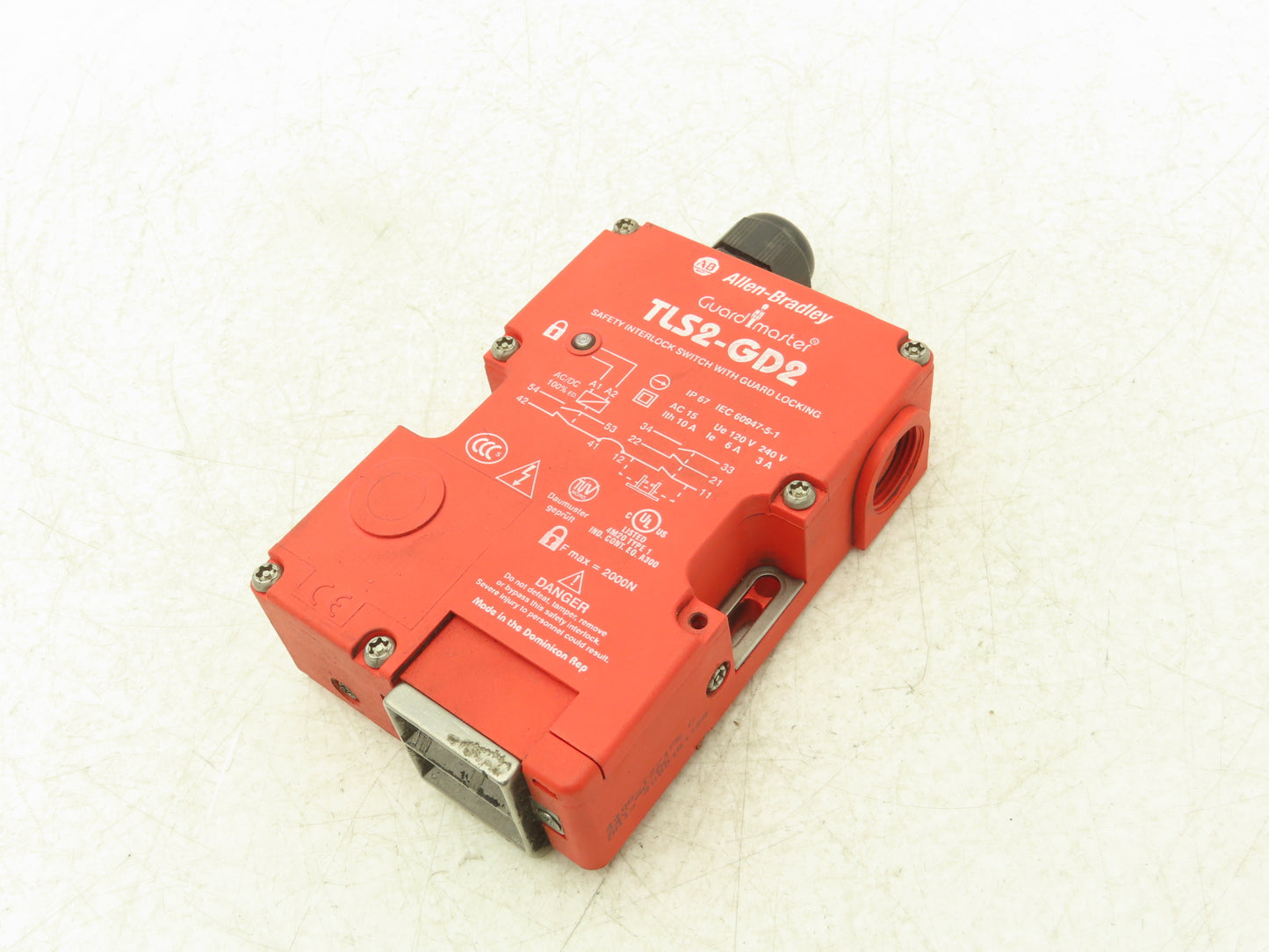 Allen Bradley 440G-T27175 Guardmaster Locking Safety Guard Switch 24V AC/DC