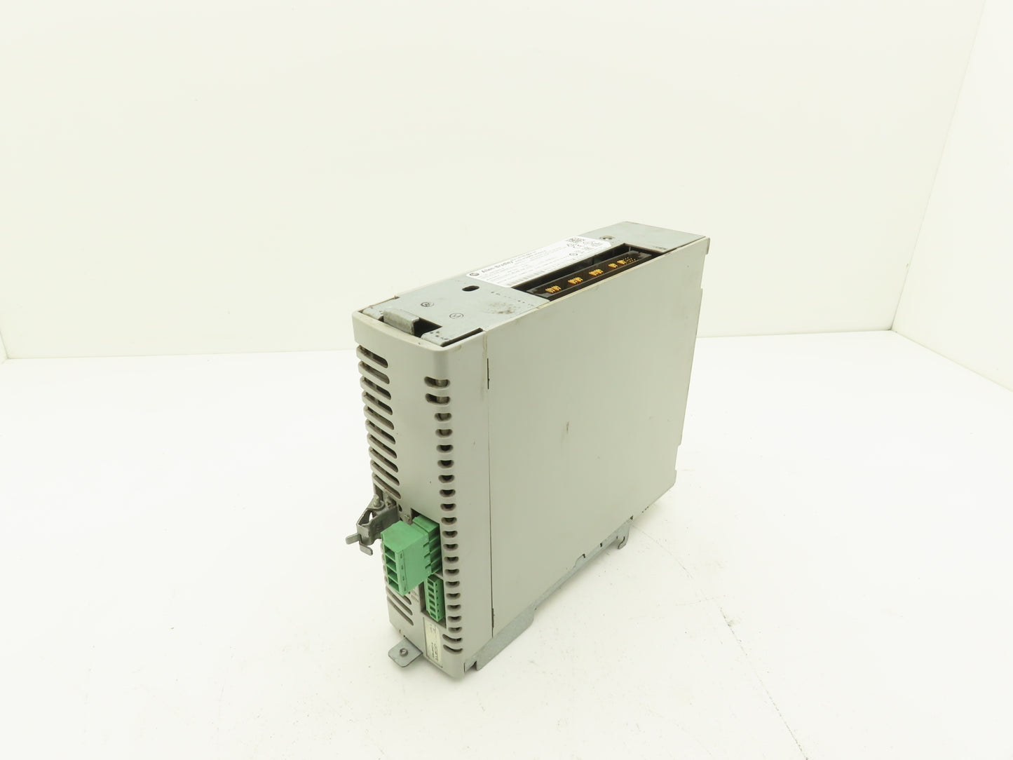Allen Bradley 2094-BM01-M 9A Axis Power Module VFD 0-480V 3Ph 0-590Hz 21.6A