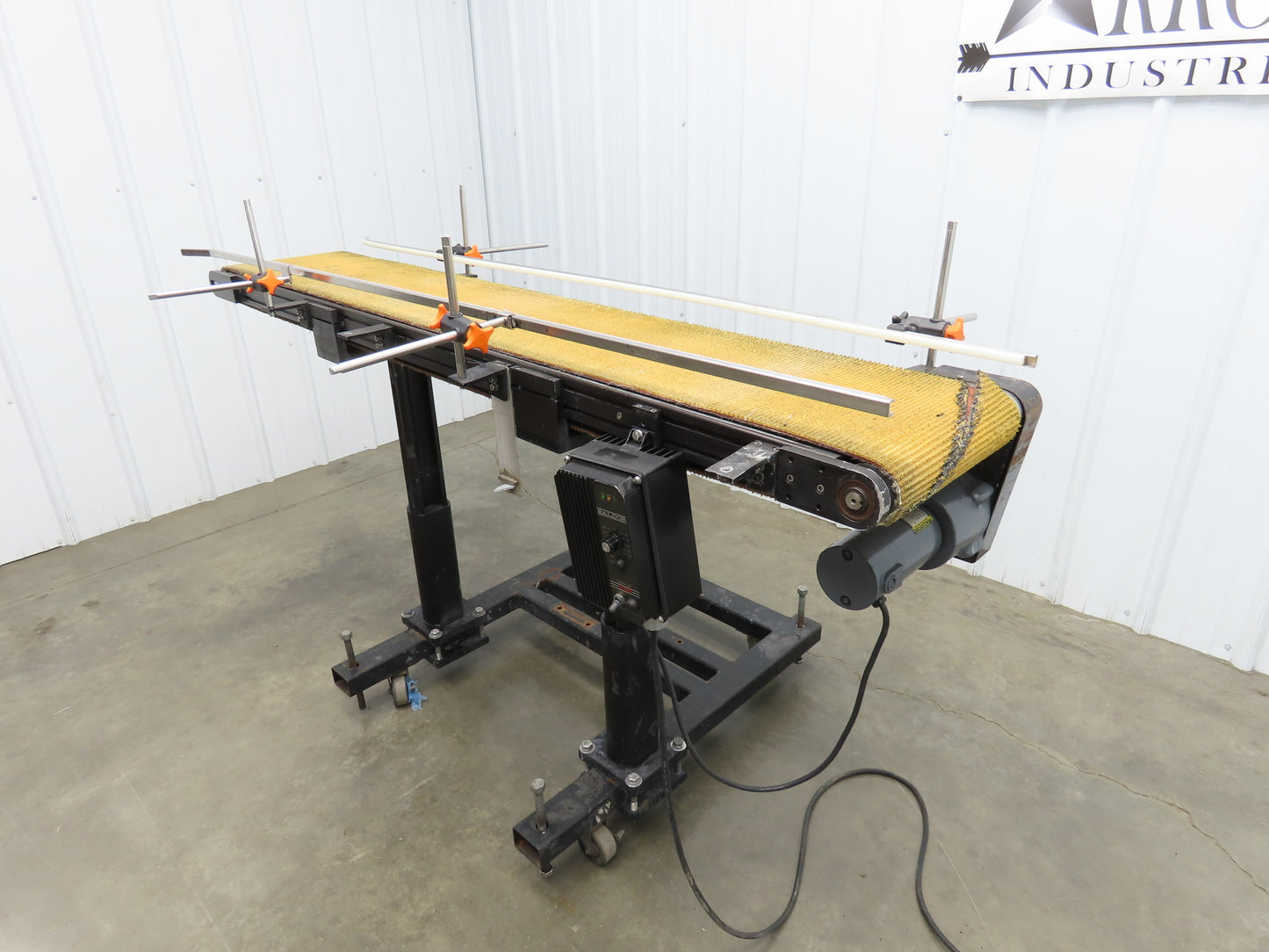 72"L Portable Grip Top Conveyor 12"Belt 115V Variable Speed Belt Drive 0-98FPM