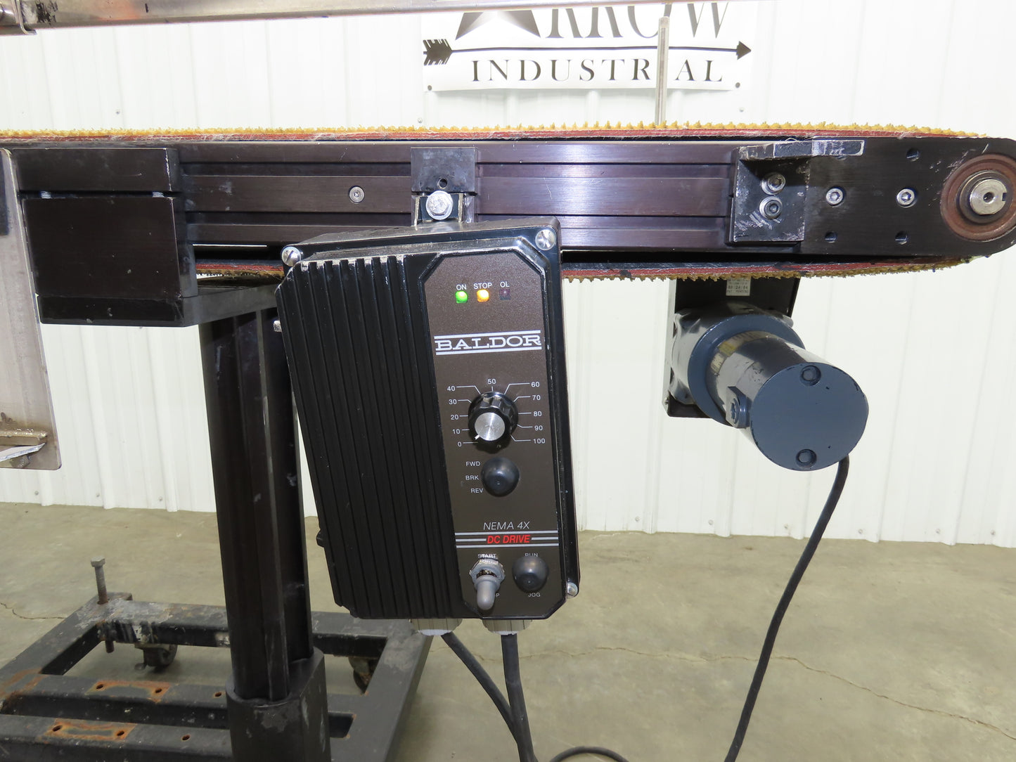 72"L Portable Grip Top Conveyor 12"Belt 115V Variable Speed Belt Drive 0-98FPM