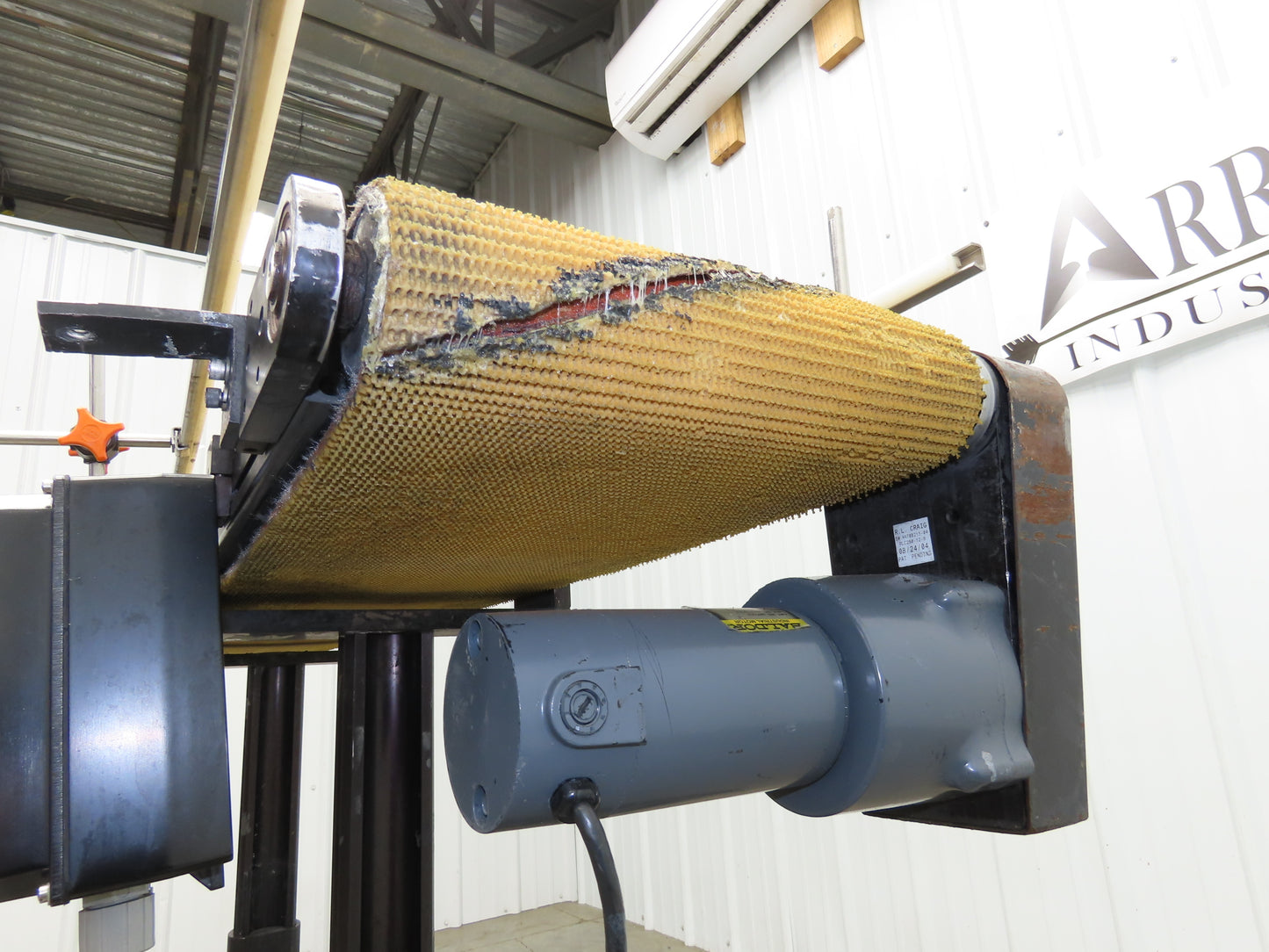 72"L Portable Grip Top Conveyor 12"Belt 115V Variable Speed Belt Drive 0-98FPM