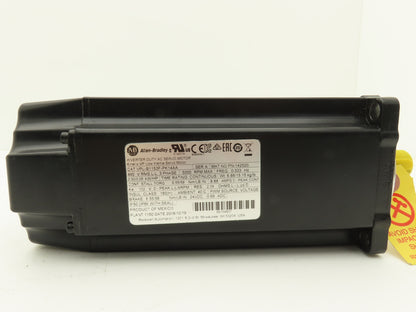 Allen Bradley VPL-B1153F-PK14AA Low Inertia Servo Motor Kinetix 3.08Hp 24V Brake