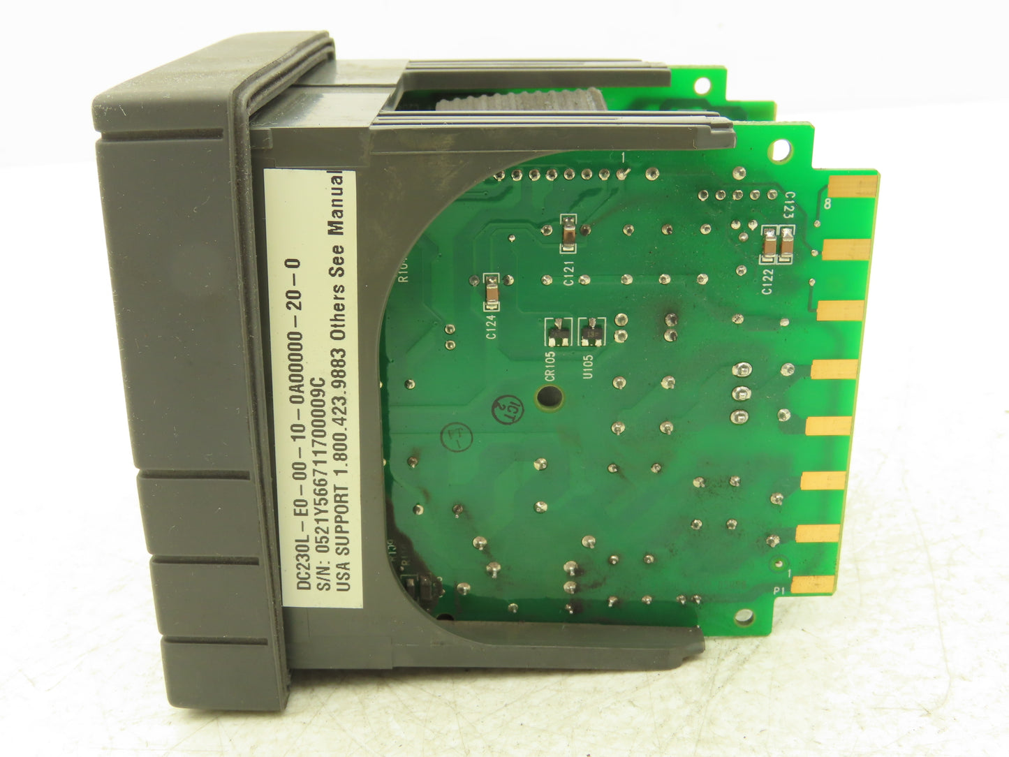 Honeywell UDC2300 Mini-Pro Temperature Controller DC230L-E0-00-10-0A00000-20-0